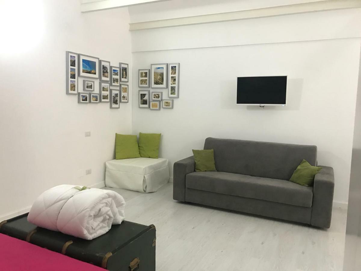 Il Giglio Villa Matera Bagian luar foto